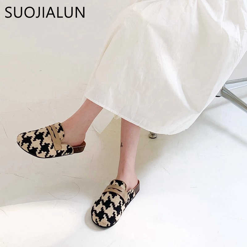 SUOJIALUN Houndstooth Pattern Mule Shoes Round Toe Slippers Outdoor Slides Close Toe Flip Flops Spring Zapatillas Mujer 210630, Black
SUOJIALUN Houndstooth Pattern Mule Shoes Round Toe Slippers Outdoor Slides Close Toe Flip Flops Spring Zapatillas Mujer 210630, Black