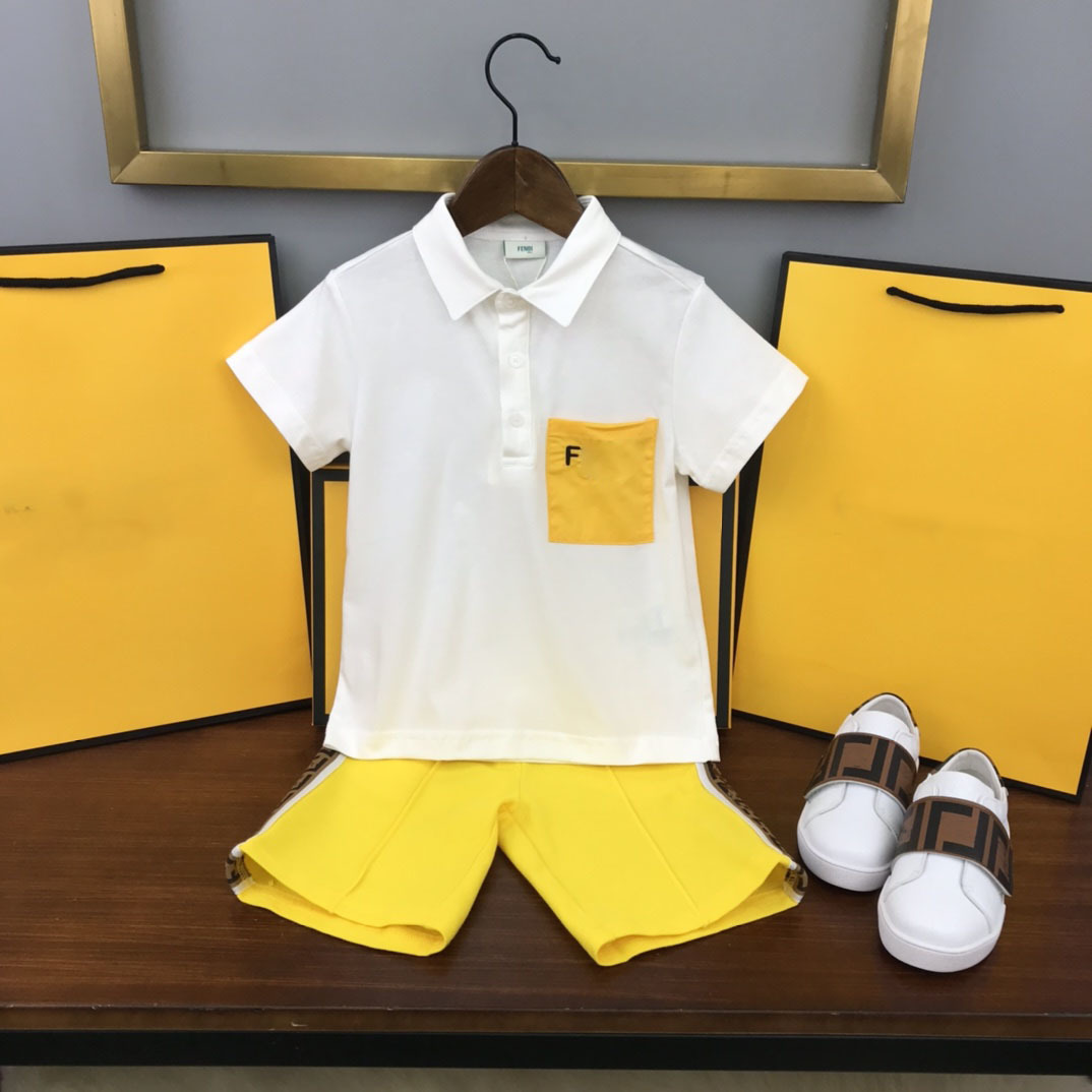 Fashion Designers Clothes Kids sets fen summer Baby Clothes print boys polo shirts great FF quality boy short set retro children suit sport, White
Fashion Designers Clothes Kids sets fen summer Baby Clothes print boys polo shirts great FF quality boy short set retro children suit sport, White