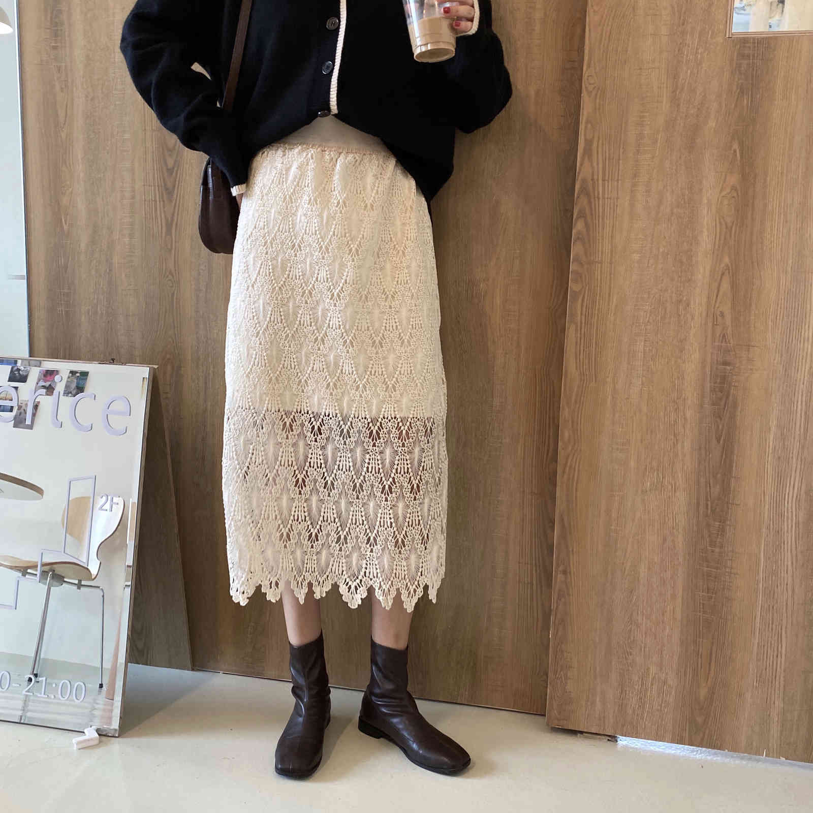 Autumn Winter Elastic High Waist Vintage Bottoming Skirt Female Office Lady Elegant Solid Lace Long Skirts Womens 210421