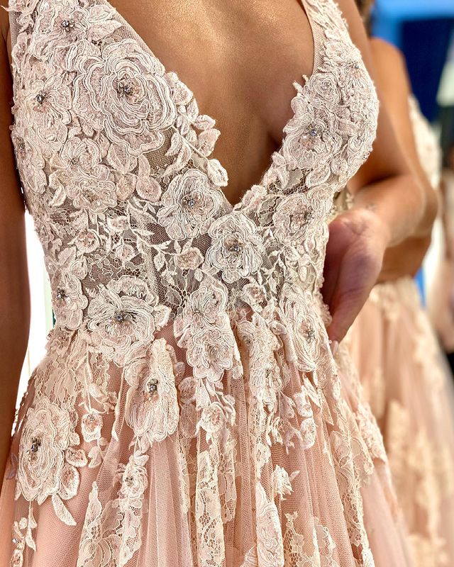 2021 Plus Size Arabic Aso Ebi Vintage Lace Beaded Prom Dresses Deep V-neck Backless High Split Evening Formal Party Second Reception Gowns Dress ZJ025
