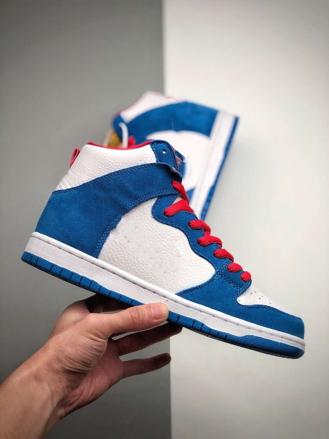 Good quality Dunk High breathable Running Shoes for men and women Blue Size36-46
Good quality Dunk High breathable Running Shoes for men and women Blue Size36-46