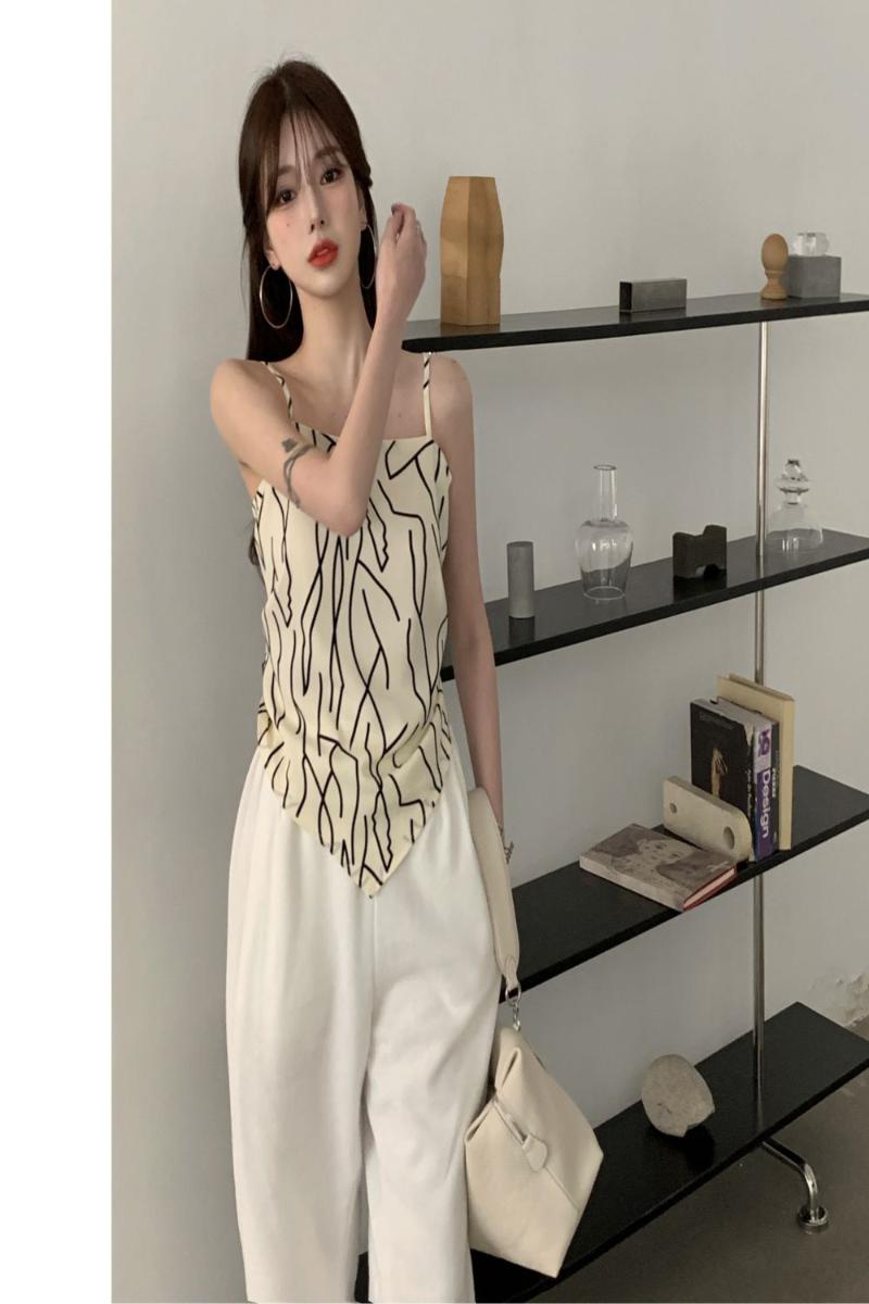 Women's Tanks & Camis Condole Belt Niche To Wear Female Irregular Vest Outside The Strapless Silk Scarves With Sexy Backless Short Coat, White
Women's Tanks & Camis Condole Belt Niche To Wear Female Irregular Vest Outside The Strapless Silk Scarves With Sexy Backless Short Coat, White