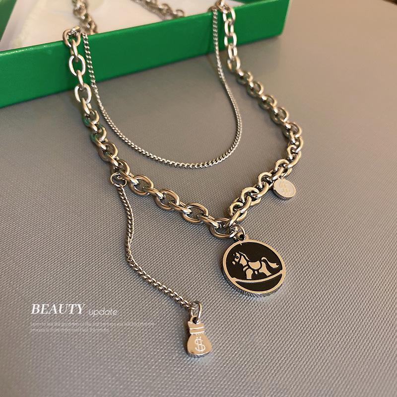 Pendant Necklaces Unisex Multilayer Hip Hop Chain Necklace For Women Men Jewelry Gifts Titanium Steel Round Accessories
Pendant Necklaces Unisex Multilayer Hip Hop Chain Necklace For Women Men Jewelry Gifts Titanium Steel Round Accessories