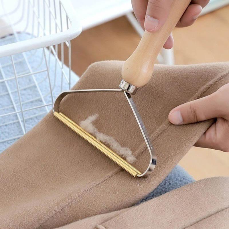 

Portable Manual Clothes Lint Remover With Wooden Handle Sweater Hairball Shaver Coat Scraper Fuzz Fluff Removers Rollers Brushes ZL0056