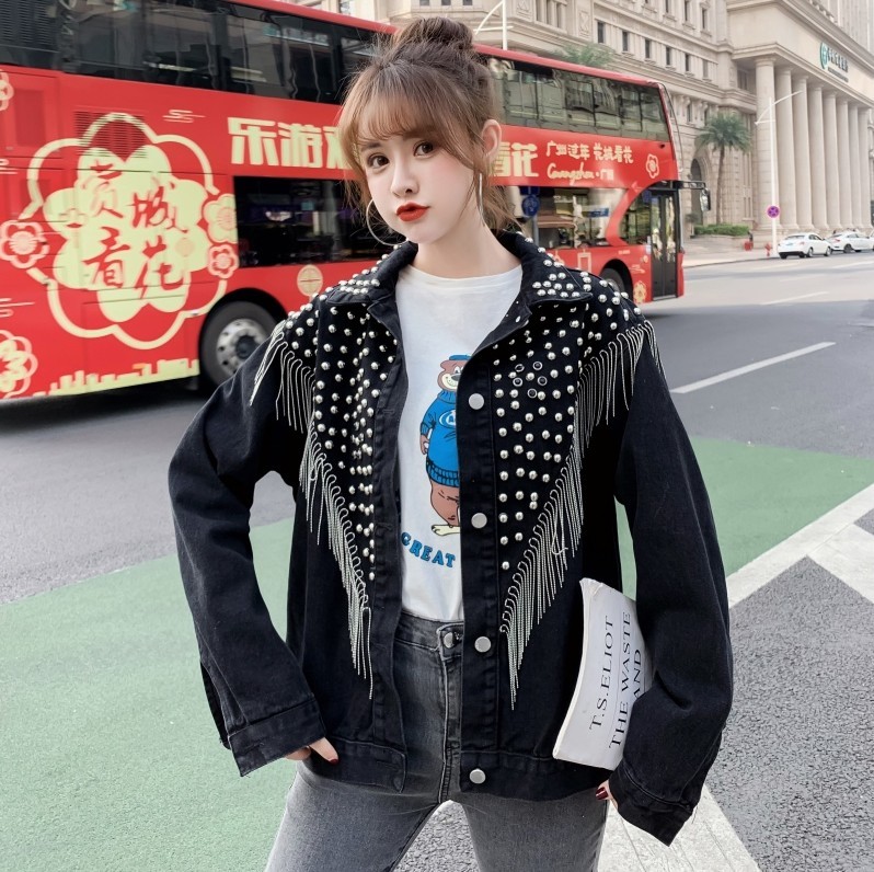 Spring Autumn Streetwear Denim Jacket Women Hand-studded Rivet Tassel Chain Short Jeans Jacket Loose Casual Outerwear 210518