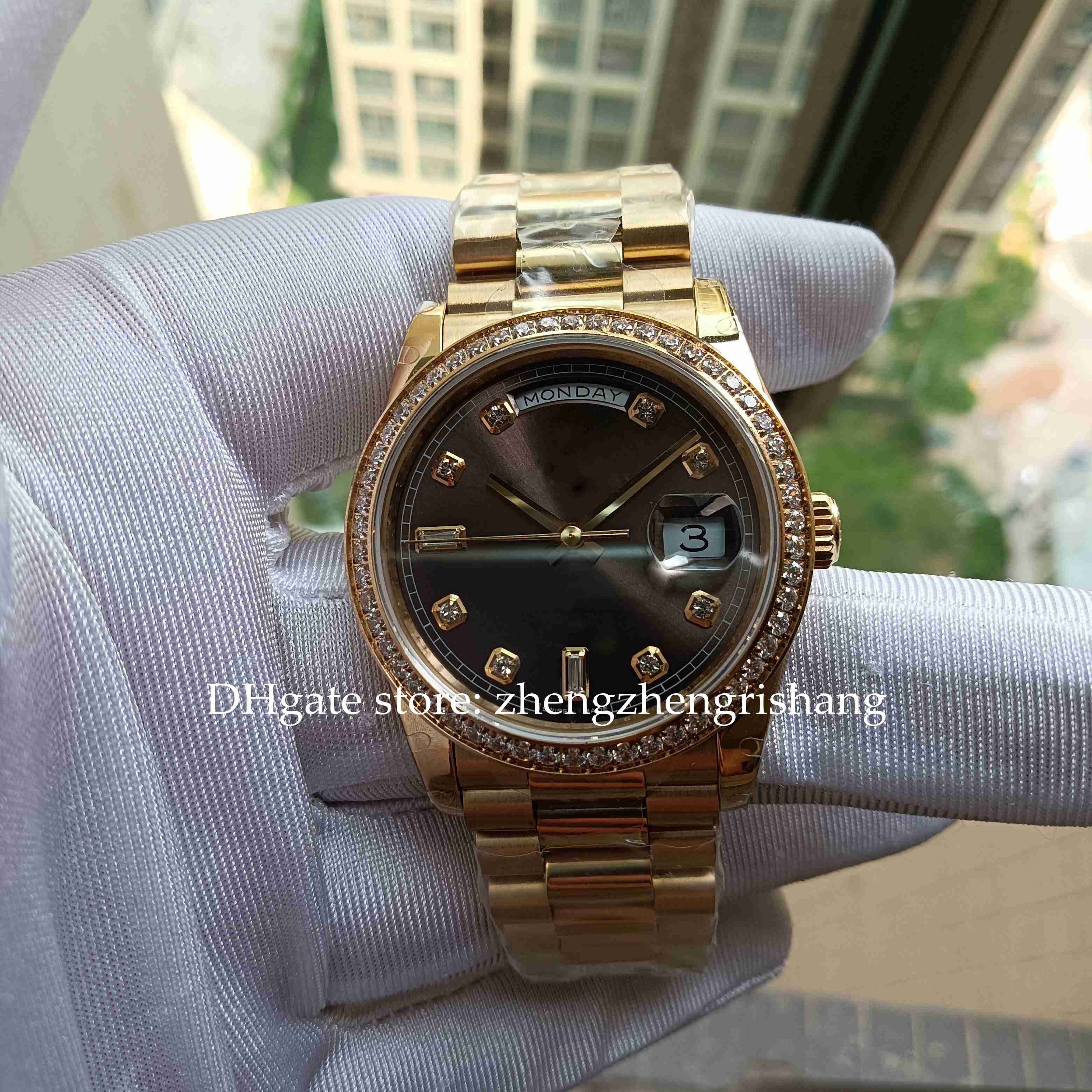Hot Items And Gift Box Watch BP Factory Mens Women Midsize 36mm High Quality Version Yellow Gold Date 128238 Diamond Bezel Dial President Bracelet Automatic Watches, 01
Hot Items And Gift Box Watch BP Factory Mens Women Midsize 36mm High Quality Version Yellow Gold Date 128238 Diamond Bezel Dial President Bracelet Automatic Watches, 01