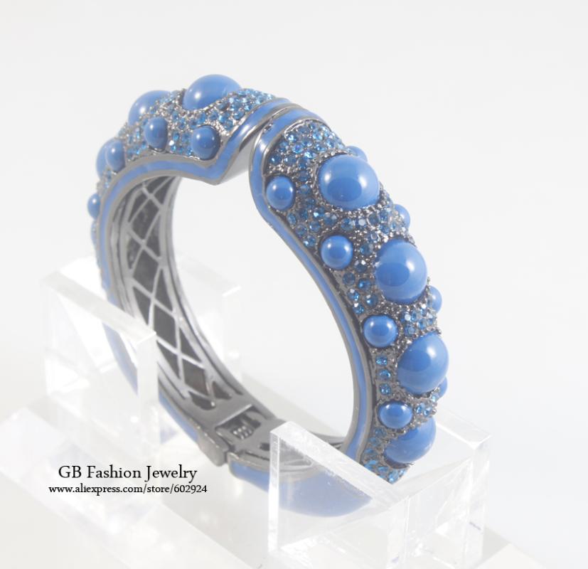 Bangle GrayBirds Wholsale Fashion Bracelet Bangles For Lady Gun Black Plated Alloy Resin Crystal Enamel More Colors In The Stock GB0749
Bangle GrayBirds Wholsale Fashion Bracelet Bangles For Lady Gun Black Plated Alloy Resin Crystal Enamel More Colors In The Stock GB0749