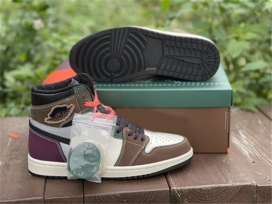 2021 Release Authentic 1 High OG Hand Crafted Shoes Men Women Black Archaeo Brown Dark Chocolate Outdoor Sports Sneakers 36-47
2021 Release Authentic 1 High OG Hand Crafted Shoes Men Women Black Archaeo Brown Dark Chocolate Outdoor Sports Sneakers 36-47