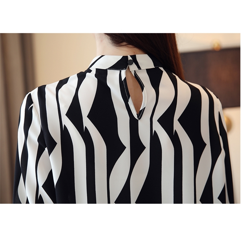 black Geometric Long sleeved Blouses Shirts Printed Women Top Stand Collar Chiffon blouse Loose office blusa 833F 210420
