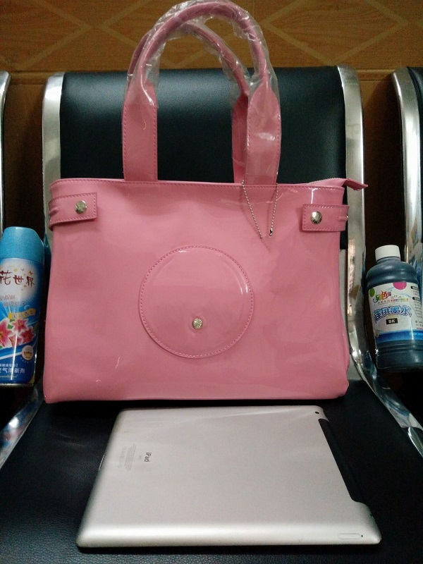 2021 new designer composite Jelly bag patent leather fashion High capacity women handbag ladies lady clutch shoulder tote female purse highs qulity Messenger bags, Beige
2021 new designer composite Jelly bag patent leather fashion High capacity women handbag ladies lady clutch shoulder tote female purse highs qulity Messenger bags, Beige