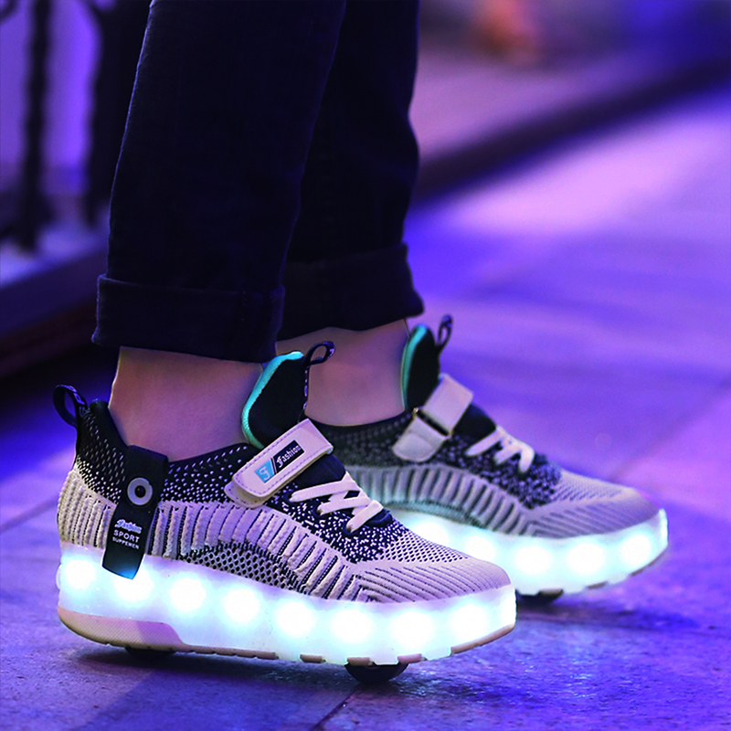 Size 28-40 Roller Skate Shoes for Children Glowing LED Sneakers on Double Wheels Kids Boys Girls Shoes with Lights USB Charged, Black
Size 28-40 Roller Skate Shoes for Children Glowing LED Sneakers on Double Wheels Kids Boys Girls Shoes with Lights USB Charged, Black