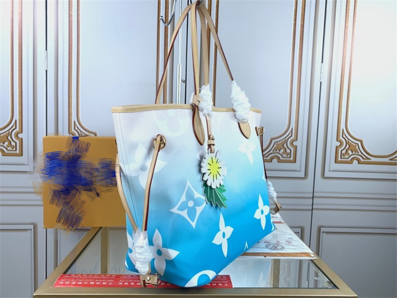 High-Quality Wallets Holders bag Luxurys Designers Bags Genuine Leather Handbag Women Tote Litchi Pattern Layer pochette women clutch, 01
High-Quality Wallets Holders bag Luxurys Designers Bags Genuine Leather Handbag Women Tote Litchi Pattern Layer pochette women clutch, 01