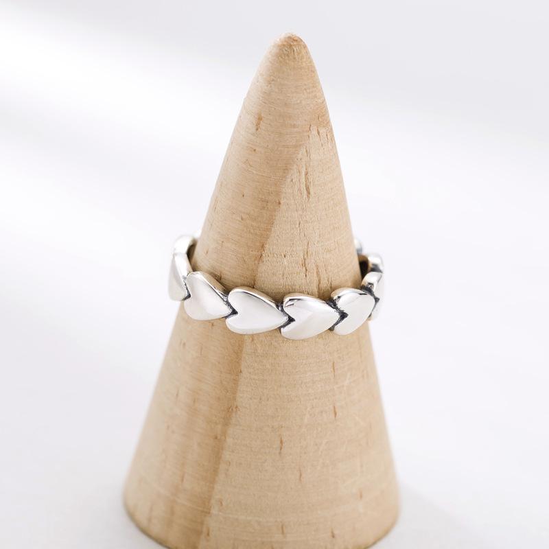 Cluster Rings A Row Of Hearts Ring , Style Soul Jewelry Good Jewerly For Women Men ,2021 Gift In 925 Sterling Silver,Super Deals
Cluster Rings A Row Of Hearts Ring , Style Soul Jewelry Good Jewerly For Women Men ,2021 Gift In 925 Sterling Silver,Super Deals
