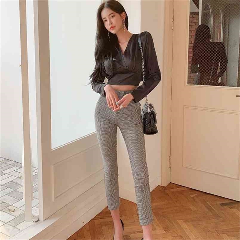 Women Two Pieces Set Summer Printing Shirt Blouse Tops Casual Pants Lady Trousers 2 Sets 210603, Picture color
Women Two Pieces Set Summer Printing Shirt Blouse Tops Casual Pants Lady Trousers 2 Sets 210603, Picture color