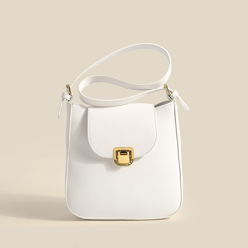 spring summer bag 2021 fashion bucket senior niche leather messenger single shoulder armpit
spring summer bag 2021 fashion bucket senior niche leather messenger single shoulder armpit