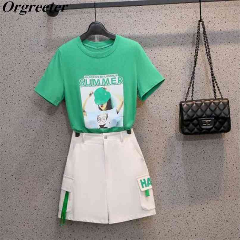 Korean Fashion Wide-leg Shorts Suit Women's Summer Printted Green Tshirt and White Pocket Two-piece Set Plus Size Clothes 210602
Korean Fashion Wide-leg Shorts Suit Women's Summer Printted Green Tshirt and White Pocket Two-piece Set Plus Size Clothes 210602