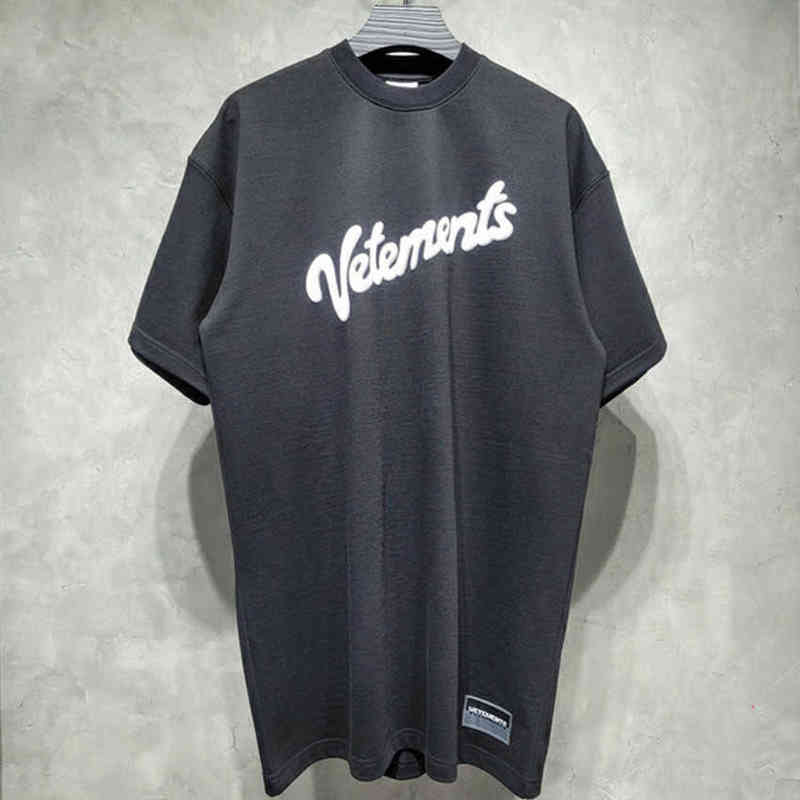 Oversize Vetements T shirt Men Women T-shirts Foam Printing Embroidered on the back VTM VETEMENTS Tees G1115
Oversize Vetements T shirt Men Women T-shirts Foam Printing Embroidered on the back VTM VETEMENTS Tees G1115