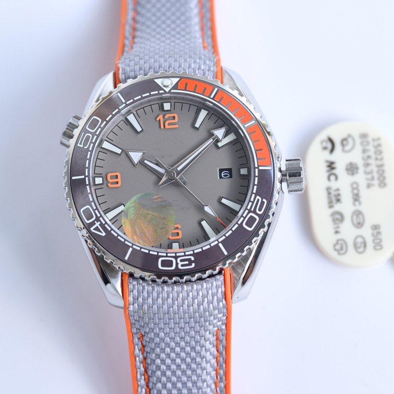 2021 Top men's Watch Designer classic production extravagant superior quality automatic Mechanics diving outdoors Cool run SSSS, Multi-color
2021 Top men's Watch Designer classic production extravagant superior quality automatic Mechanics diving outdoors Cool run SSSS, Multi-color