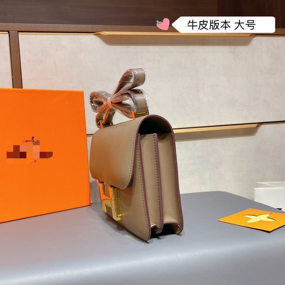 Fashion stewardess bag Kangkang bag Epsom palm pattern 24K precision pure steel buckle inner cashmere Designer Bags Ysj
Fashion stewardess bag Kangkang bag Epsom palm pattern 24K precision pure steel buckle inner cashmere Designer Bags Ysj