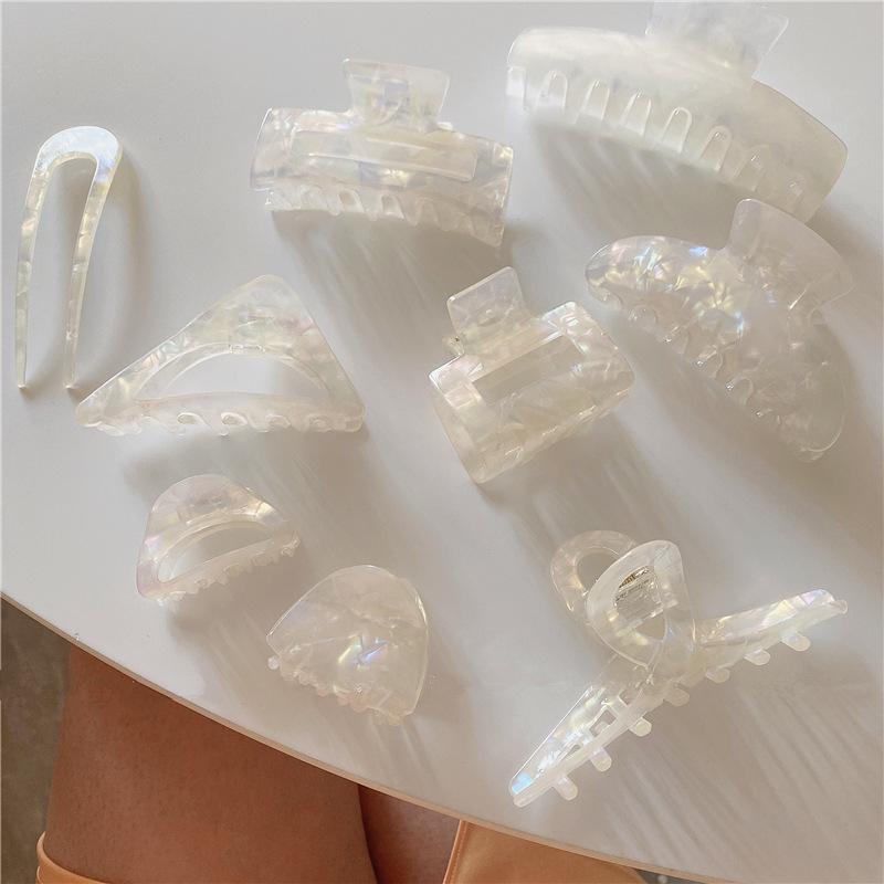 Summer Romantic White Acrylic Geometric Hair Claw Bohemian Smooth Irregular Hollow Head Clip For Women Wedding Jewelry Clips & Barrettes
Summer Romantic White Acrylic Geometric Hair Claw Bohemian Smooth Irregular Hollow Head Clip For Women Wedding Jewelry Clips & Barrettes