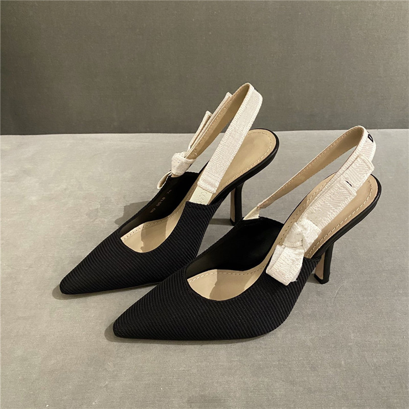 Classic Designer Dress Shoes Women Heels Runway Pointed Toe Low Sandals Patent Leather Mesh Flat Embroidered Ribbons Embellished Flat Bows Sandal, Shoes box
Classic Designer Dress Shoes Women Heels Runway Pointed Toe Low Sandals Patent Leather Mesh Flat Embroidered Ribbons Embellished Flat Bows Sandal, Shoes box