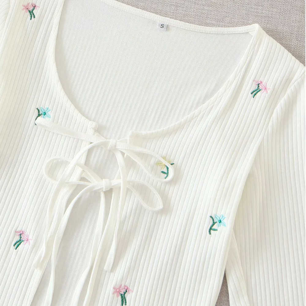 women two piece set knitted cardigan Embroidery & Adjustable strap crop top camisole ensemble femme 210707