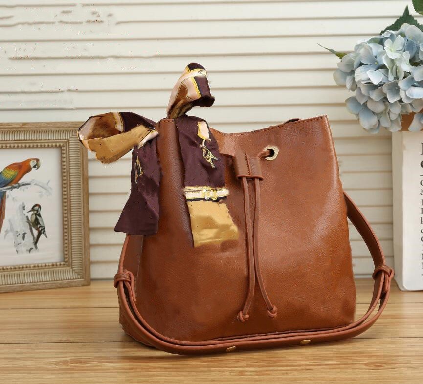 Purse Bucket Bags Women Satchel Top Handle Totes Bag ShoulderBags Soft Leather Crossbody Fashion Handbags Purses Big Capacity Embossed Belt
Purse Bucket Bags Women Satchel Top Handle Totes Bag ShoulderBags Soft Leather Crossbody Fashion Handbags Purses Big Capacity Embossed Belt