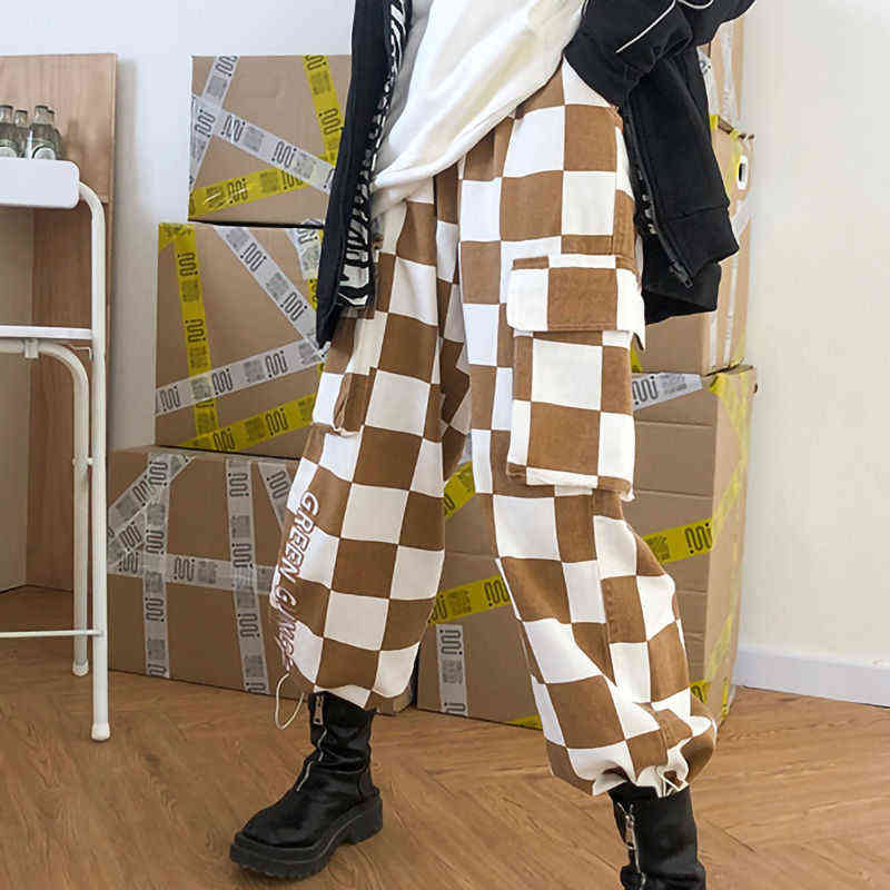 HOUZHOU Cargo Plaid Pants Women Hippie Harajuku Y2k Oversize Baggy Checked Trousers Female Streetwear Wide Leg Korean Fashion 220104