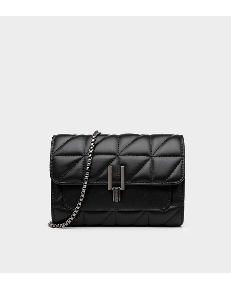 Fashion Women Bag Messenger Shoulder Silver Chain Bags Good Quality Leather Purses Ladies Small-capacity Rhombic Grid Handbag, White
Fashion Women Bag Messenger Shoulder Silver Chain Bags Good Quality Leather Purses Ladies Small-capacity Rhombic Grid Handbag, White