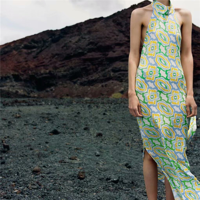 Casual Woman Green Halter Print Long Dress Summer Fashion Ladies Backless Beach es Female Sleeveless Midi 210515
