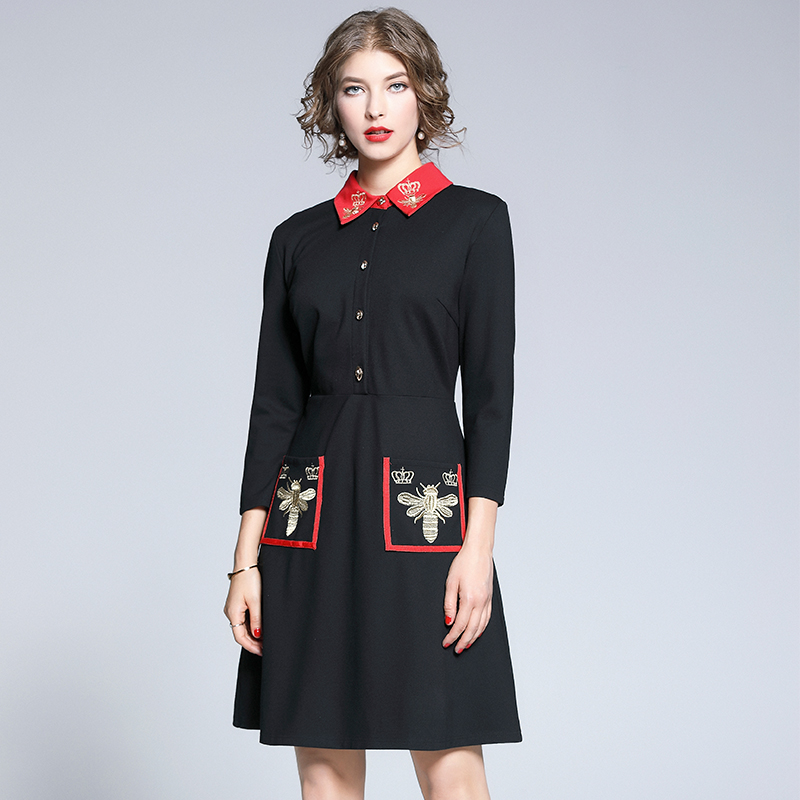 2021 Black Vintage Embroidery Dress Runway Designer Fashion Lantern Sleeve Lapel Holiday Prom Office Ladies Slim A-Line Dresses Autumn Winter Elegant Women Clothes
2021 Black Vintage Embroidery Dress Runway Designer Fashion Lantern Sleeve Lapel Holiday Prom Office Ladies Slim A-Line Dresses Autumn Winter Elegant Women Clothes