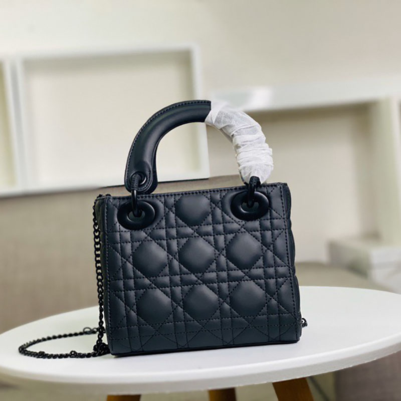 classic must-have lady's elegant bags fashionable shoulder diamond lattice handbags genuine leather women multicolor totes crossbody bag
classic must-have lady's elegant bags fashionable shoulder diamond lattice handbags genuine leather women multicolor totes crossbody bag