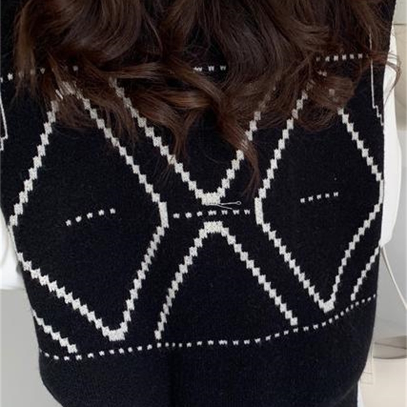 Single Breasted Plaid Knitted Carigan Vest Women Sleeveless V-neck Tops Korean Vintage Female Sweater Femme 210514