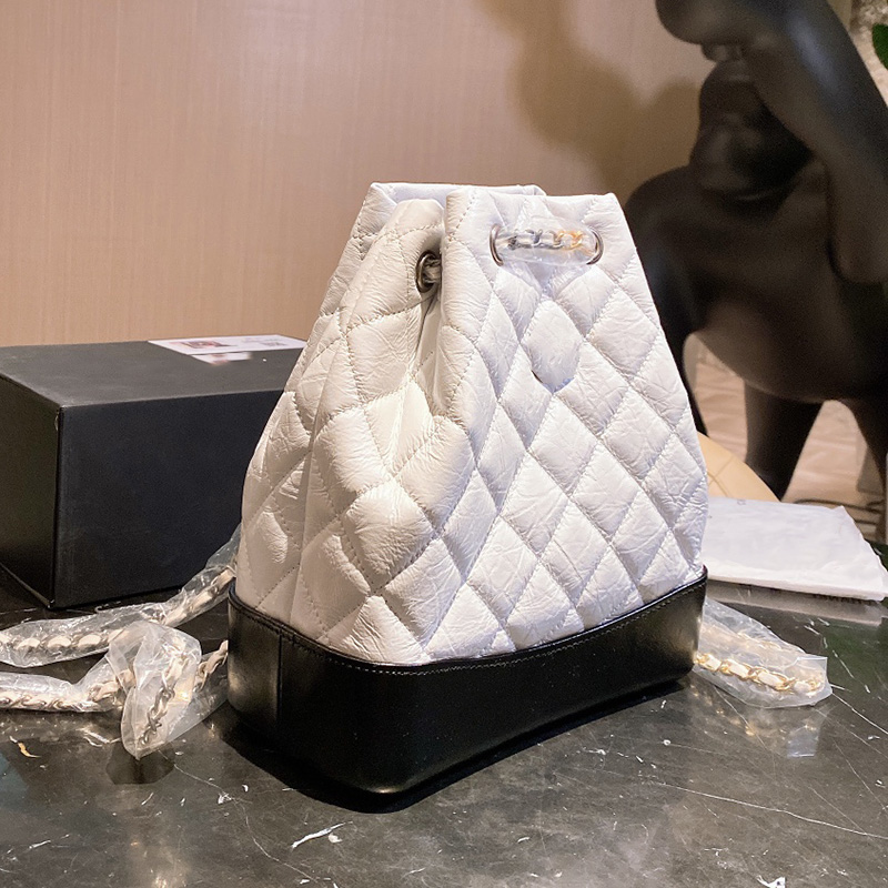 Top Brand Classic Women's 5A Quilted Bags Small Gabrielle Hobo Matelasse Chain Metallic White Color Sacoche Drawstring Shoulder Strap L
Top Brand Classic Women's 5A Quilted Bags Small Gabrielle Hobo Matelasse Chain Metallic White Color Sacoche Drawstring Shoulder Strap L