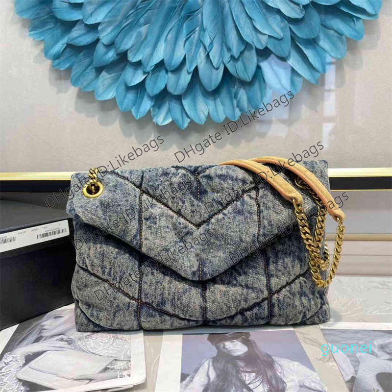 2021 LOULOU Puffer Denim Flap Bag Luxury Designer Women Totes Handbag Purse Frosted Cowboy Shoulder Bags Crossbody Clutch Gold Chain 8898, Deep blue with gold chain
2021 LOULOU Puffer Denim Flap Bag Luxury Designer Women Totes Handbag Purse Frosted Cowboy Shoulder Bags Crossbody Clutch Gold Chain 8898, Deep blue with gold chain