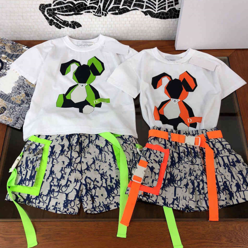 Summer designer sets kid di and or brand Designers Clothes Kids cotton T-shirt children's sportswear two-piece suit webbing baby clothing, White
Summer designer sets kid di and or brand Designers Clothes Kids cotton T-shirt children's sportswear two-piece suit webbing baby clothing, White