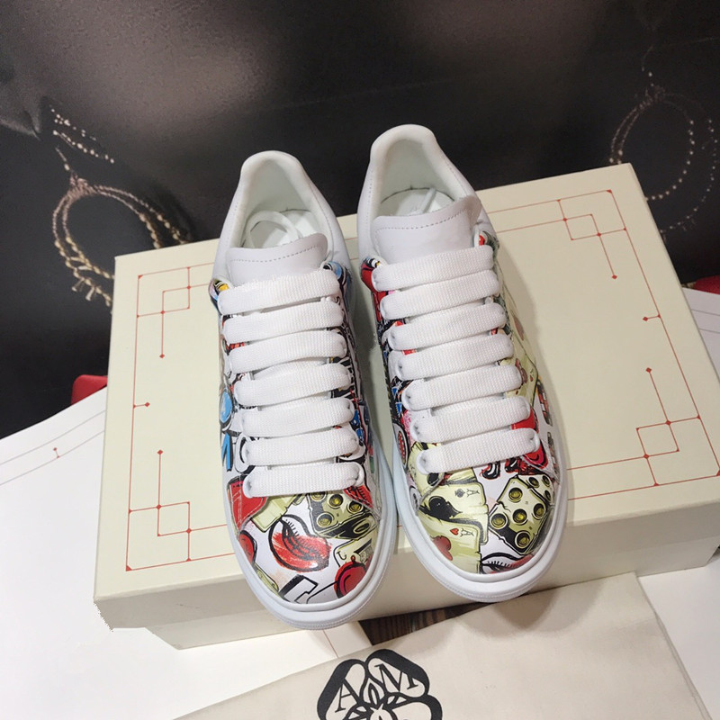 Top Quality Pairs Fashion Designers Shoes Speed Sneakers Men Women Triple S Black Outdoor Platform Casual Trainer 35-45, 01
Top Quality Pairs Fashion Designers Shoes Speed Sneakers Men Women Triple S Black Outdoor Platform Casual Trainer 35-45, 01
