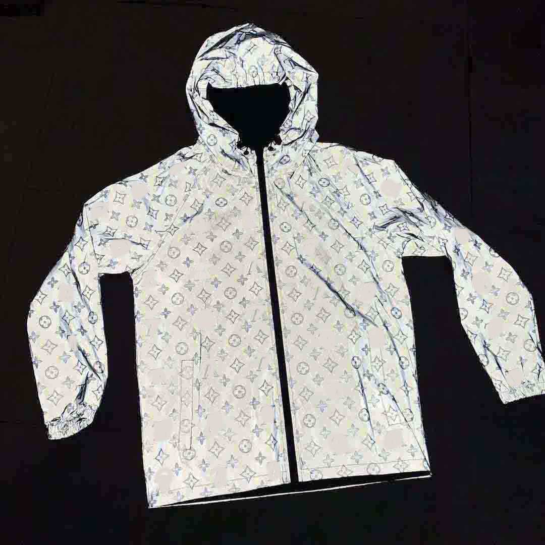 2021 new men's coat high quality men's summer coat windbreaker jacket thin men's camouflage windbreaker
2021 new men's coat high quality men's summer coat windbreaker jacket thin men's camouflage windbreaker
