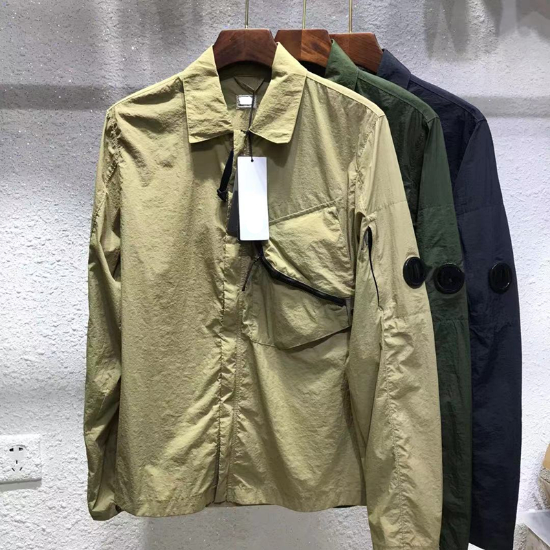 summer Frivolous Casual solid shirt The lapel is versatile Men's Jackets Chaopai Black tooling coat European and American simple top, Blue-p270
summer Frivolous Casual solid shirt The lapel is versatile Men's Jackets Chaopai Black tooling coat European and American simple top, Blue-p270