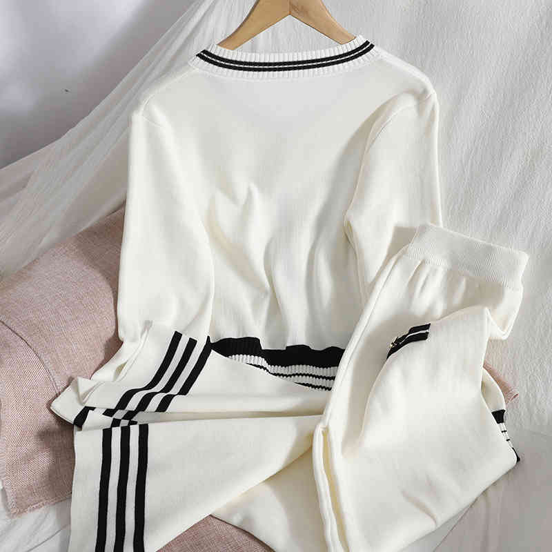 Spring women's Knitted Tracksuit 2 Pieces Set Fashion O-Neck Long Sleeve Women Cardigan Sweater+ Wide Leg Pant Suits 210518