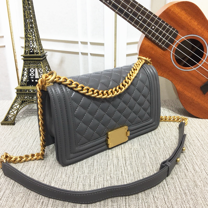 8 colors available Fashion brand Ladies Designer Bags TOP 5A Quality Genuine leather Shoulder Bag crossbody handbag Shopping wallet for women High capacity, Customize
8 colors available Fashion brand Ladies Designer Bags TOP 5A Quality Genuine leather Shoulder Bag crossbody handbag Shopping wallet for women High capacity, Customize