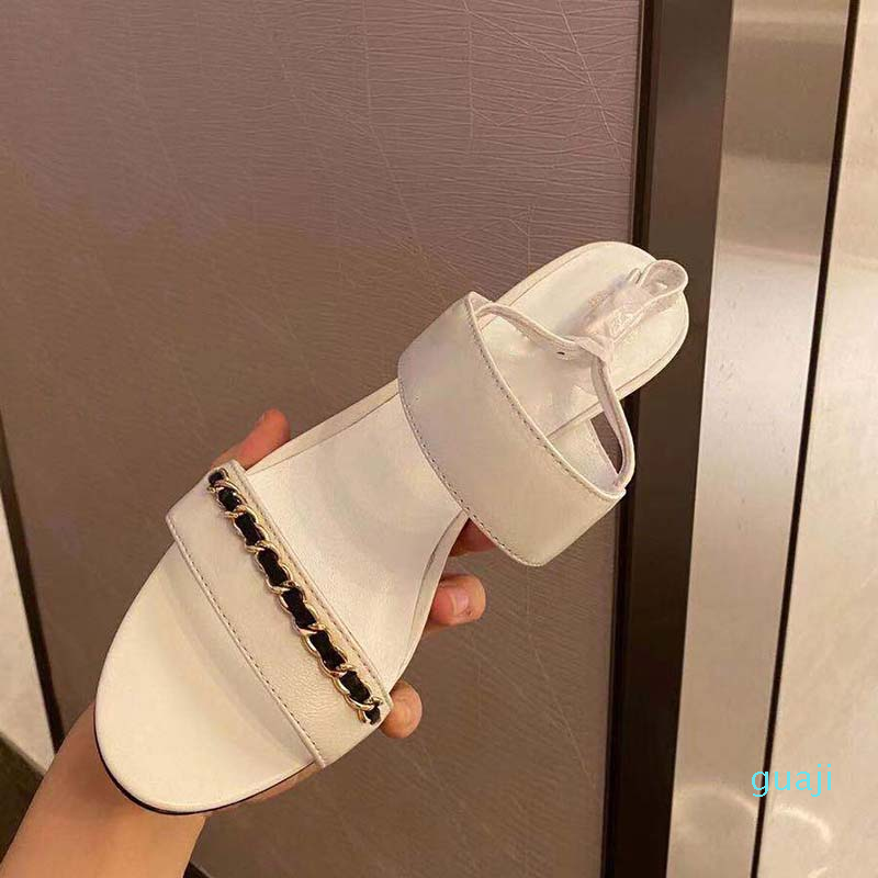 Slippers For Women Home Socks Boots Thick Sandals High Heels Slides Leather Metal Indoor Luxurys Designers Ladies Classic Rubber Summer, Black
Slippers For Women Home Socks Boots Thick Sandals High Heels Slides Leather Metal Indoor Luxurys Designers Ladies Classic Rubber Summer, Black