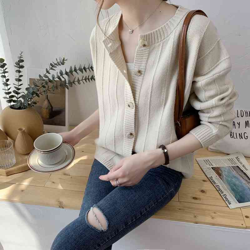 Women Casual Short Cardigan Spring Autumn Button Up Single-breasted Solid Sweater' Long Sleeve Knitted Tops 210602, Pink
Women Casual Short Cardigan Spring Autumn Button Up Single-breasted Solid Sweater' Long Sleeve Knitted Tops 210602, Pink