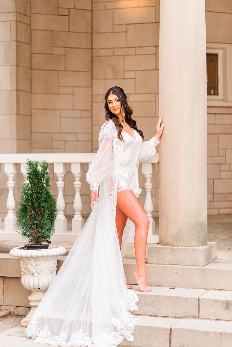 Lace Women Sleepwear Robes Ladyies Sexy Illusion Kimono Pregnant Prom Nightrobes Bathrobe Appliques Nightgown Bridesmaid Nightwear