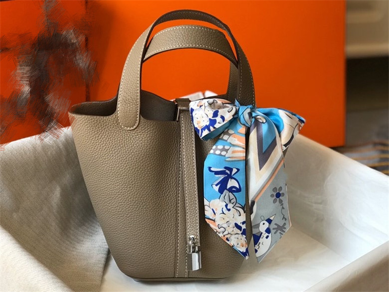 herme 2021 new high qulity classic womens handbags ladies composite tote pu leather clutch shoulder bags female purse 18cm
herme 2021 new high qulity classic womens handbags ladies composite tote pu leather clutch shoulder bags female purse 18cm
