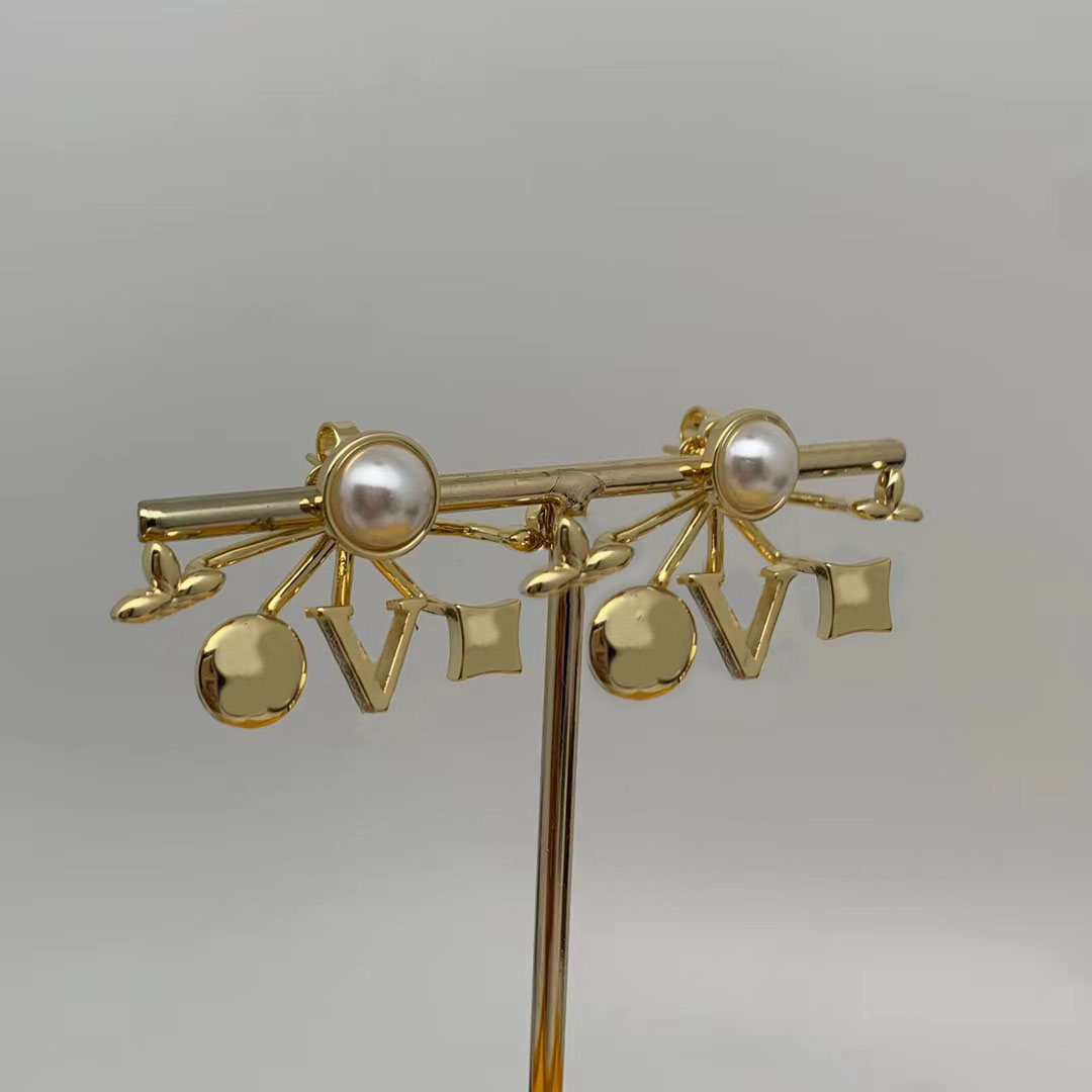 Fashion gold Charm earrings for lady Women Party Wedding Lovers gift engagement Jewelry for Bride with box NRJ, Golden
Fashion gold Charm earrings for lady Women Party Wedding Lovers gift engagement Jewelry for Bride with box NRJ, Golden