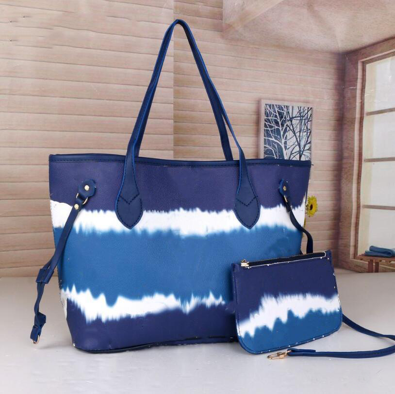 Fashion Women luxurys designers bags 2pcs/set tote crossbody shoulder Handbag Handbags Messenger Bag Credit card holder Coin purses 2021, Nothing
Fashion Women luxurys designers bags 2pcs/set tote crossbody shoulder Handbag Handbags Messenger Bag Credit card holder Coin purses 2021, Nothing