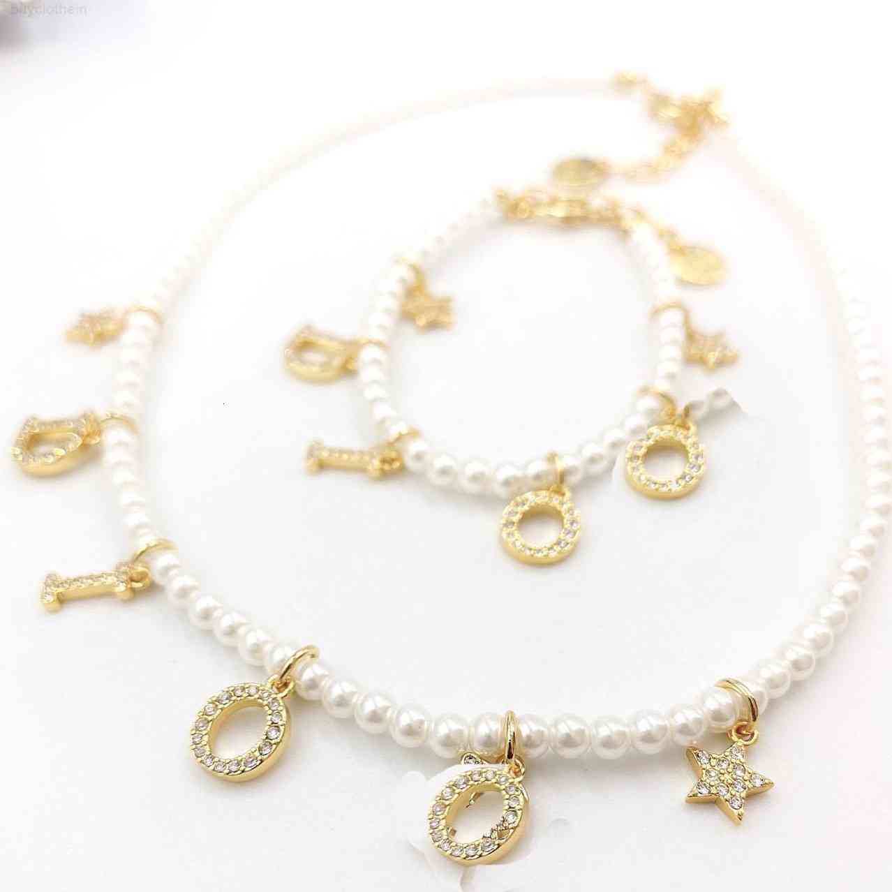 Dio d Home / Dijia New Necklace Net Red Cd Letter Pearl Bracelet Women's Luxury and High Quality
Dio d Home / Dijia New Necklace Net Red Cd Letter Pearl Bracelet Women's Luxury and High Quality