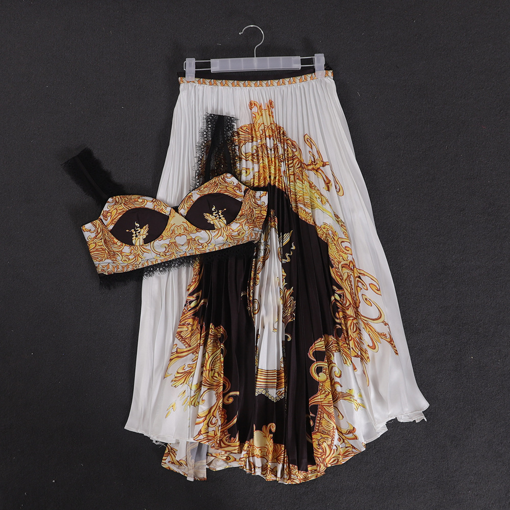 Baroque style Two Piece dress portrait pattern shirt (suspender or vest) + half skirt, Ay20210828 black shirt
Baroque style Two Piece dress portrait pattern shirt (suspender or vest) + half skirt, Ay20210828 black shirt