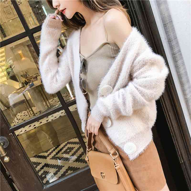 Autumn Winter Womens Sweaters Fashion Long Sleeve Elasticity Soft Solid Color Simple Single-breasted Mohair Cardigan 210525, Beige
Autumn Winter Womens Sweaters Fashion Long Sleeve Elasticity Soft Solid Color Simple Single-breasted Mohair Cardigan 210525, Beige